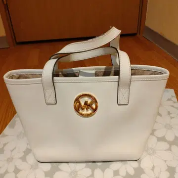 Michael Kors 화이트 토트백
