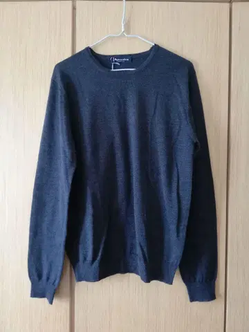 Aquascutum 다크 그레이 크루넥 스웨터 S