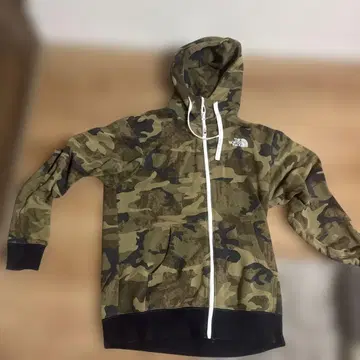 THE NORTH FACE 카모플라쥬 후드티