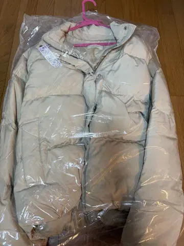 언그리드 다운 자켓