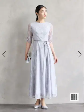 [빠른 발송] Aimer 에메 새틴 리본 벨트 라메 레이스 드레스 색스