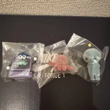 교육 방송 플로키 피규어 3종