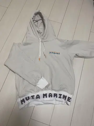 MUTA MARINE 후드티