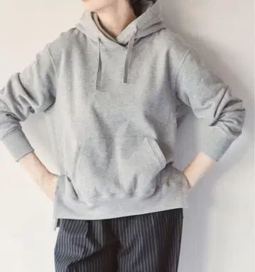 북유럽 생활 잡화점 깔끔하게 입을 수 있는 어른의 후드티