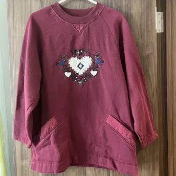 VTG 화이트 스태그 맨투맨 마룬 자수 하트 파랑새 구제 의류
