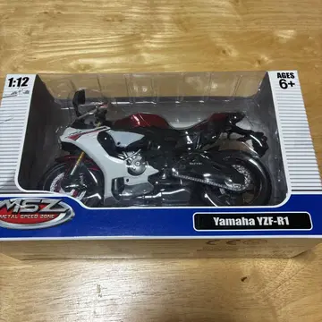 YAMAHA YZF-R1 피규어 레드
