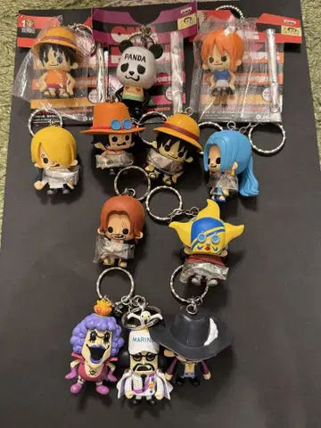 빵손 웍스 원피스 키링 스트랩 12종