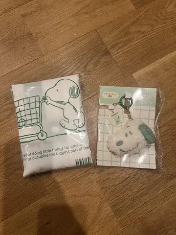SNOOPY 훼미리마트 비닐봉투풍 에코백 마스코트 참 스누피 2개