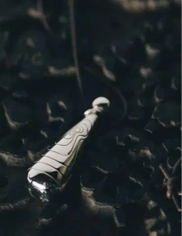 Llife QUILLE BOTTLE NECKLACE