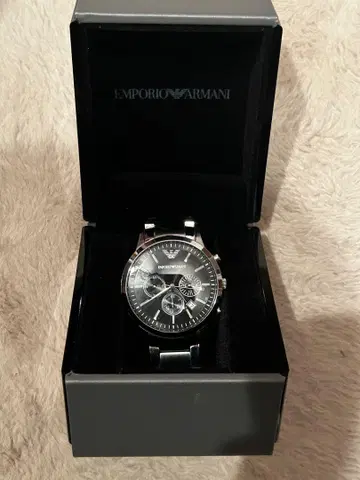 EMPORIO ARMANI 블랙 크로노그래프