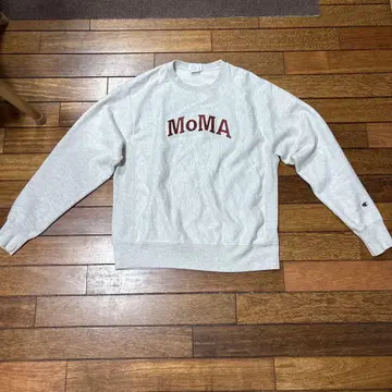 MOMA 챔피온 트레이닝복