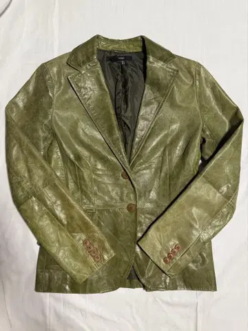 ZARA 올리브 그린 가죽 자켓