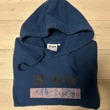 champion x woodwood 콜라보 후드티