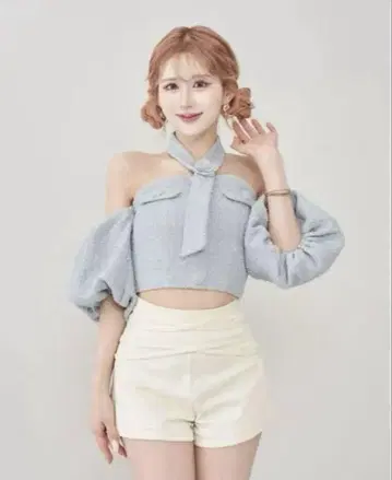 다리치 홀터넥 오프숄더 트위드 상의 색스