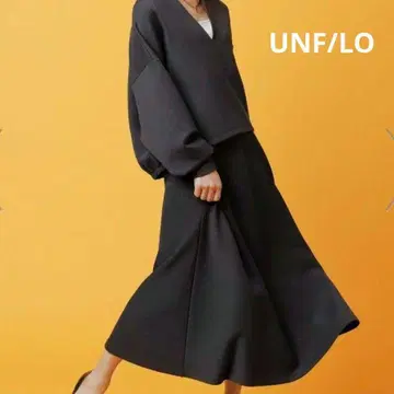 BEAUTY FORM JERSEY 키넥 풀오버 세미 플레어 스커트