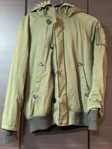 moussy 모즈 코트
