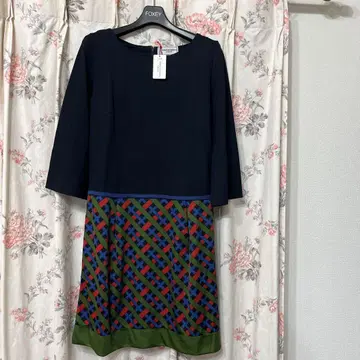 새상품 로베르타 디 메리노 원피스