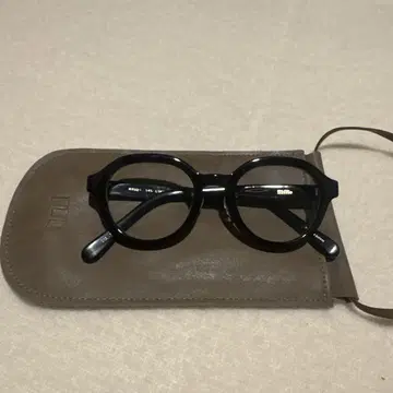 mille LUCIA YUICHI TOYAMA