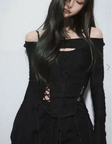 Melt the lady lace up layered corset