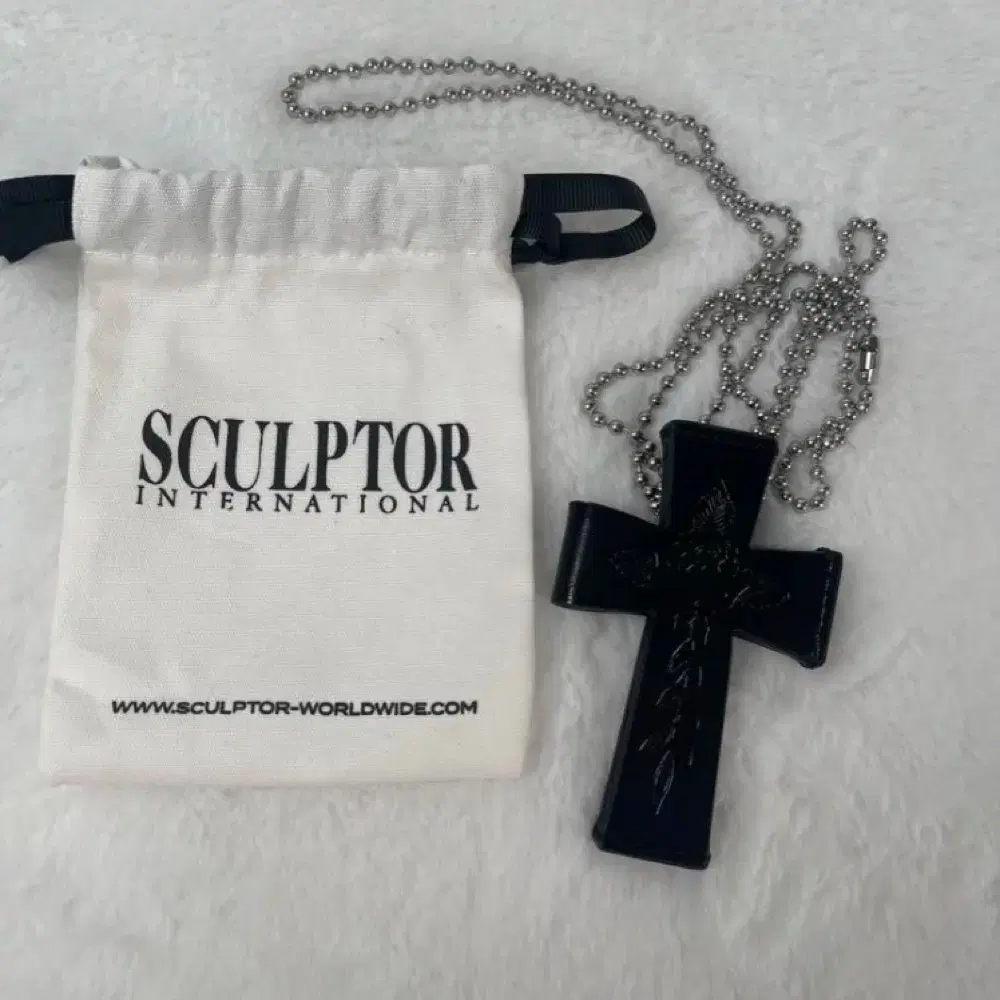 Sculptor Cross Leather Strap Wallet ブラック Cross Leather Strap Wallet Black – SCULPTOR JAPAN