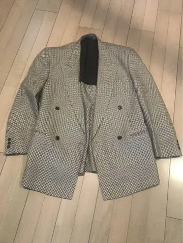 더블 수트