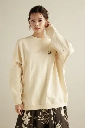 rienda 맨투맨 트레이닝복