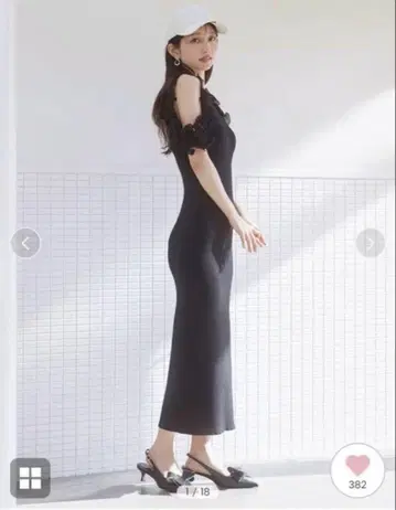 snidel 프릴 도킹 원피스 블랙