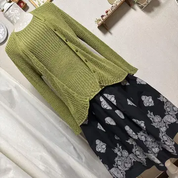 새상품급 23구 앙상블 그린 계열 반팔 니트 긴팔 가디건 2벌