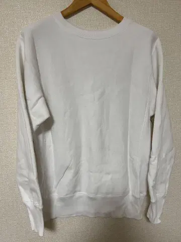 Champion 리버스 위브 화이트 맨투맨