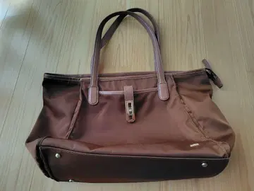 브라운 나일론 토트백 메탈 락