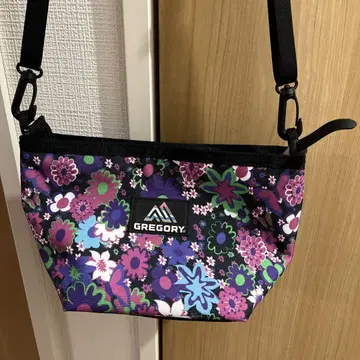 그레고리 이지 숄더 야생화