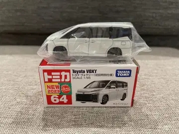토미카 도요타 VOXY 1/65
