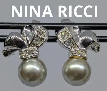 NINA RICCI 니나리치 귀찌 펄