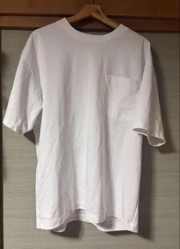 MUJI 화이트 T셔츠 XL 사이즈 포켓 부착
