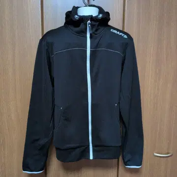 CRAFT 풀 집업 후드 부착 저지 블랙