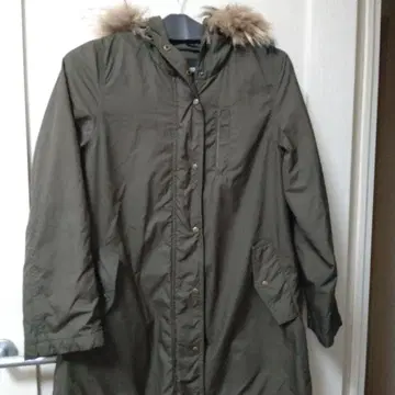 BEAMS 올리브 퍼 자켓