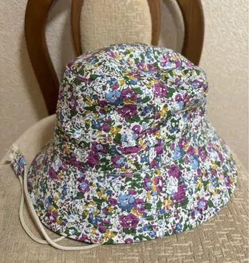 A.P.C LIBERTY 화려한 꽃 패턴 버킷 햇