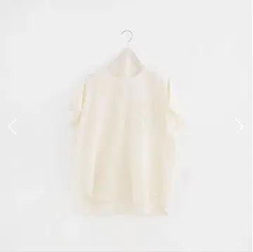 고쉬 라이트 코튼 새틴 블라우스 하프 슬리브 반팔 셔츠