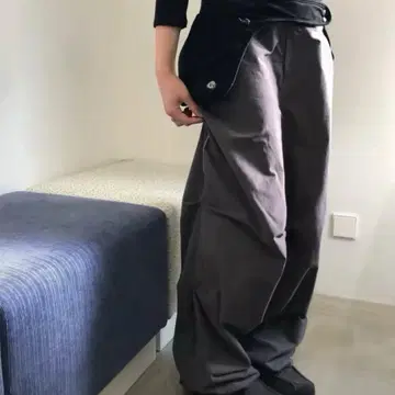 코이세이오 파커링 팬츠 블랙