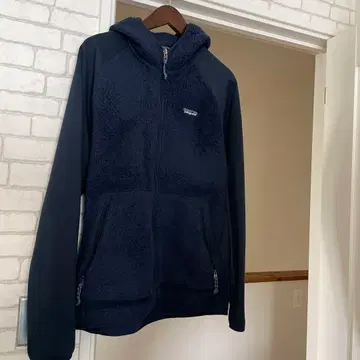patagonia 플리스 후드티 네이비 M 가격 인하
