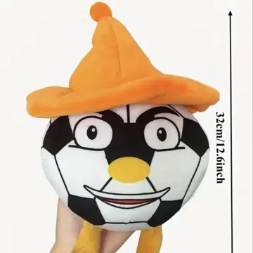 이탈리아 레인 로트 모자를 쓴 남성 풋볼 봉제 인형