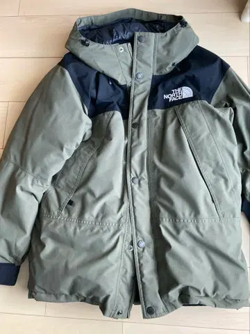 THE NORTH FACE 마운틴 라이트 다운