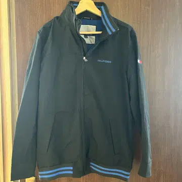 TOMMY HILFIGER 블랙 나일론 자켓 M