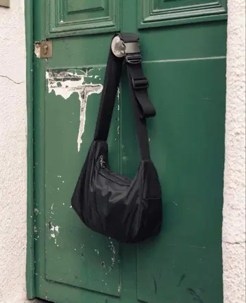 CLESSTE HOLIDAY BAG 미사용 새상품