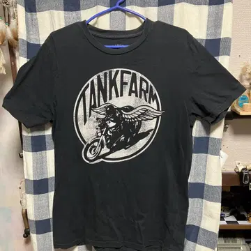 TANKFARM 블랙 T셔츠 L 사이즈