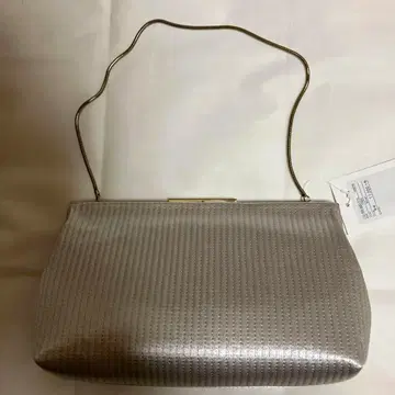 [ 미사용 ] 유나이티드 애로우즈 새틴 프레임 클러치백 실버 2way