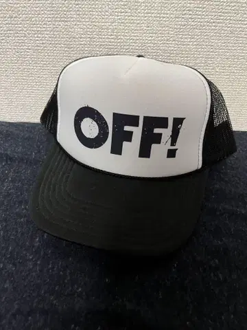 OFF! 트래커 캡 화이트 블랙