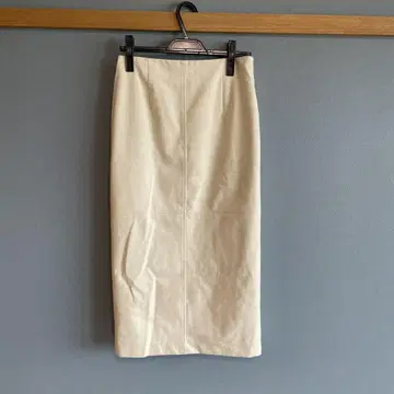 UNITED ARROWS 화이트 타이트 스커트