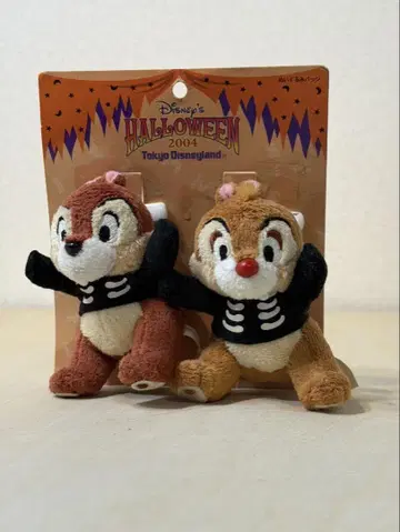 TDL 할로윈 2004 칩&데일 인형 배지