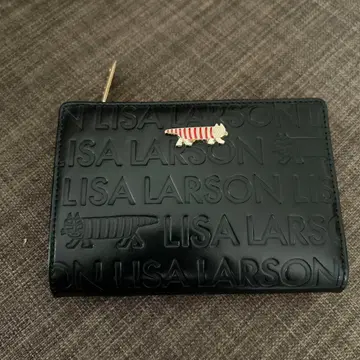 LISA LARSON 블랙 장지갑 가격 인하